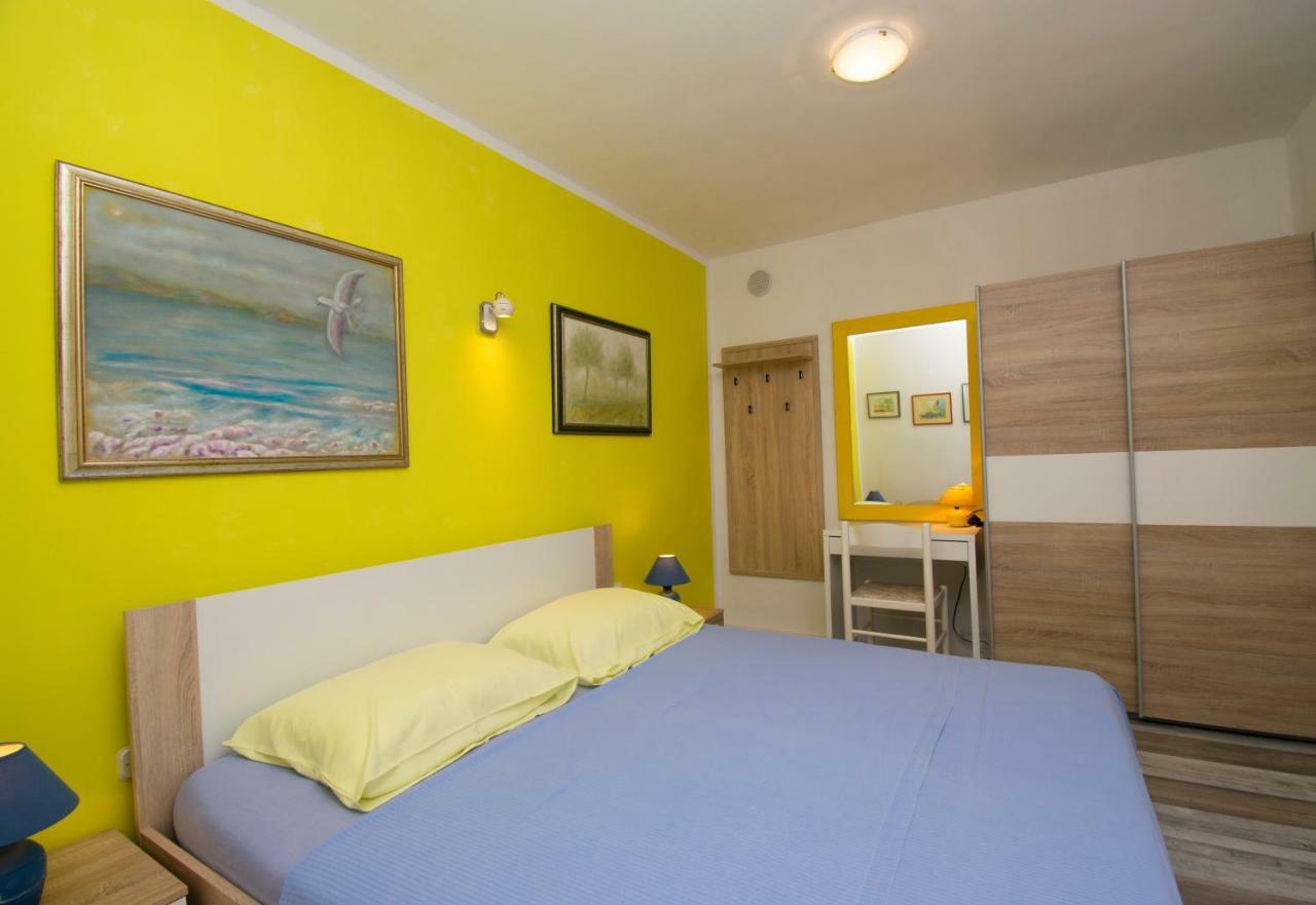 One Bedroom Apartment Near The Kamenjak Park In Prematura Premantura Exterior photo
